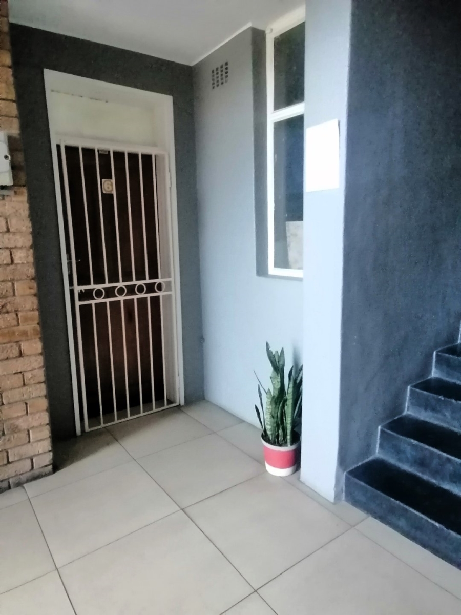 2 Bedroom Property for Sale in Avondale Western Cape